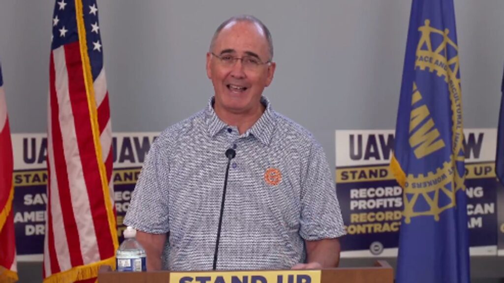 Uaw leader highlights cooperation with trump