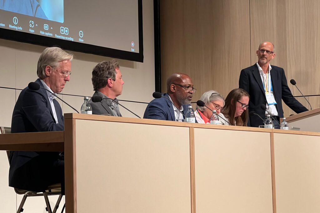 Global scientists stand united in defense of research and their