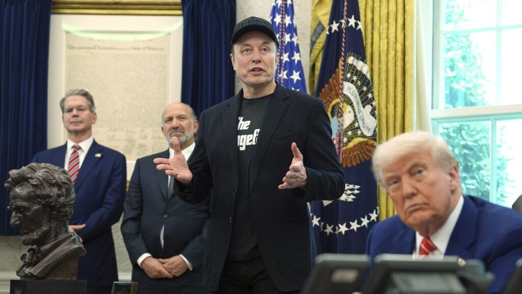 Musk's wealth soars to $750 billion with $150 billion court