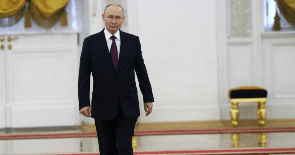 Opposition to war: the price of wealth and life