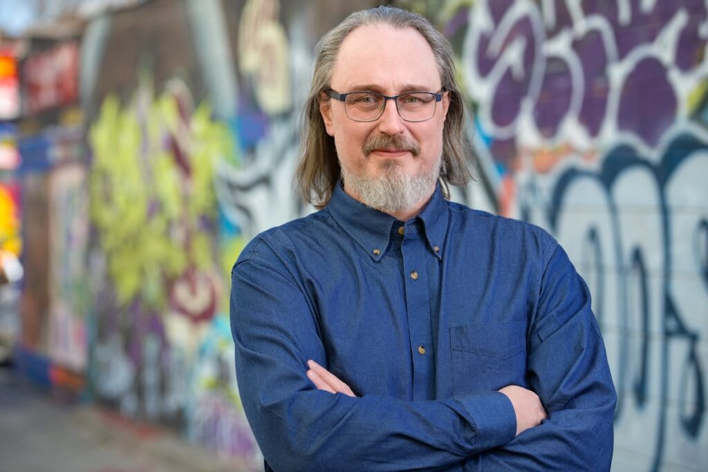 Yoga as a pathway to political extremism